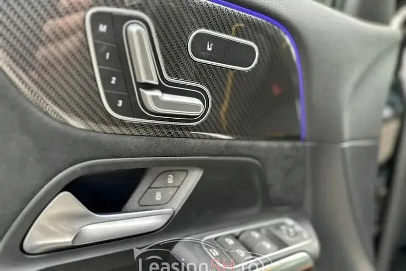 Mercedes-Benz 45 AMG din 2022 cu 9.900 km - oferta MER96369 - foto 3