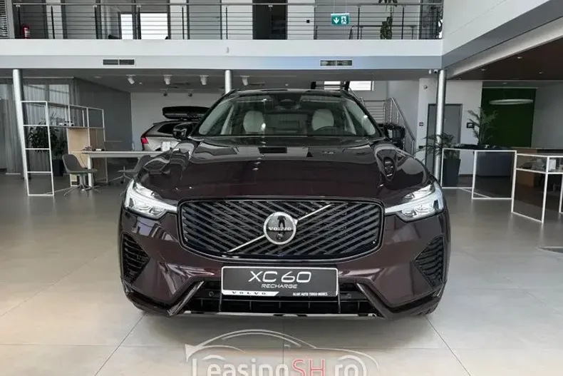 Volvo XC60 din 2025 cu 10 km - oferta VOL102131 - foto 8