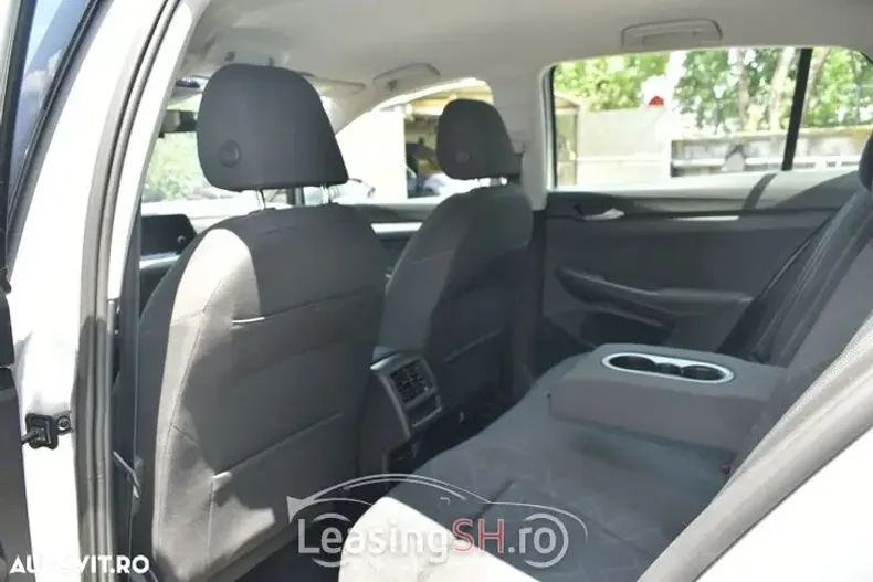 Volkswagen Golf din 2020 cu 59.511 km - oferta VOL95864 - foto 18