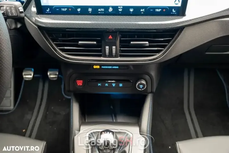 Ford Focus din 2025 cu 5.700 km - oferta FOR103182 - foto 19