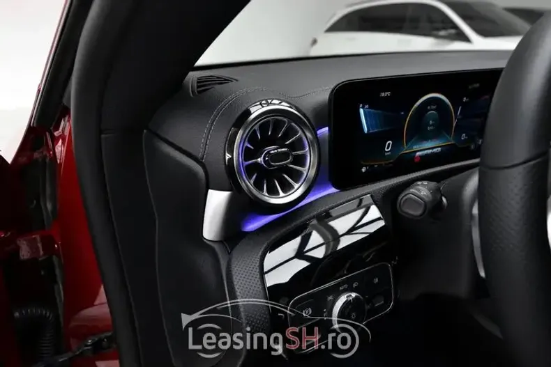 Mercedes-Benz 35 AMG din 2021 cu 26.000 km - oferta MER96659 - foto 30