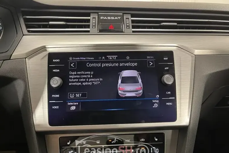 Volkswagen Passat din 2021 cu 82.365 km - oferta VOL101926 - foto 14