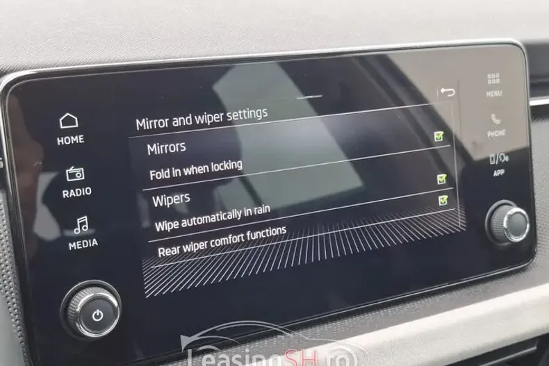 Skoda Kamiq din 2024 cu 30.222 km - oferta SKO103268 - foto 4