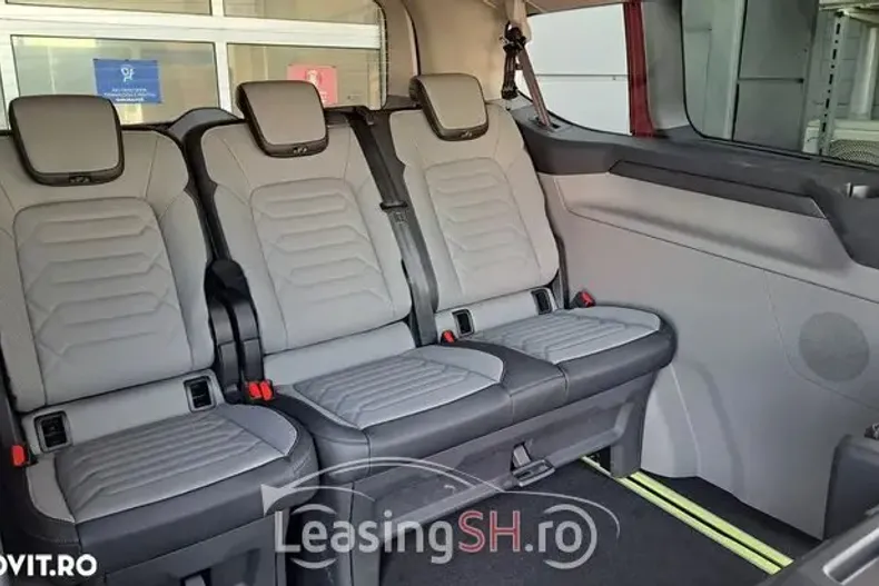 Ford Tourneo Custom din 2025 cu 1 km - oferta FOR93448 - foto 23