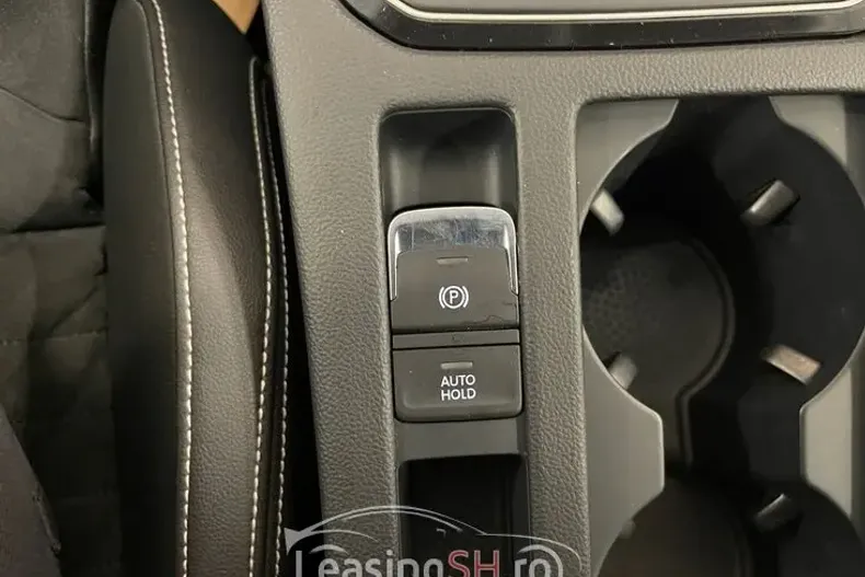 Volkswagen Passat din 2020 cu 90.178 km - oferta VOL103154 - foto 24