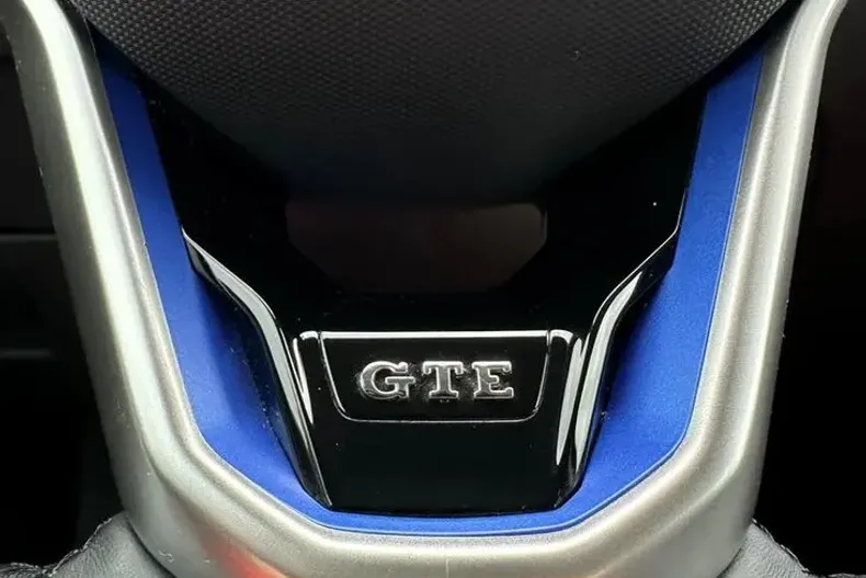 Volkswagen Passat din 2021 cu 144.876 km - oferta VOL101614 - foto 39