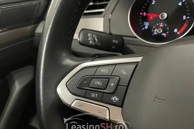 Volkswagen Passat din 2021 cu 82.365 km - oferta VOL101926 - foto 7