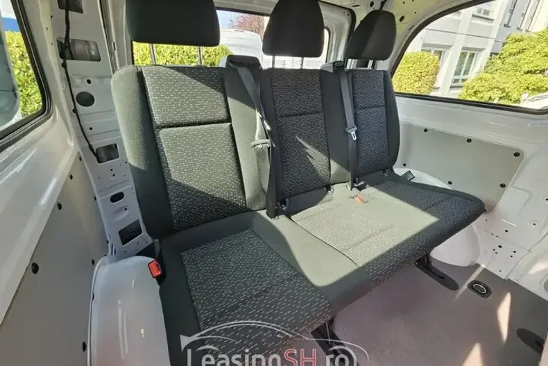 Mercedes-Benz Vito din 2022 cu 36.300 km - oferta MER99649 - foto 4