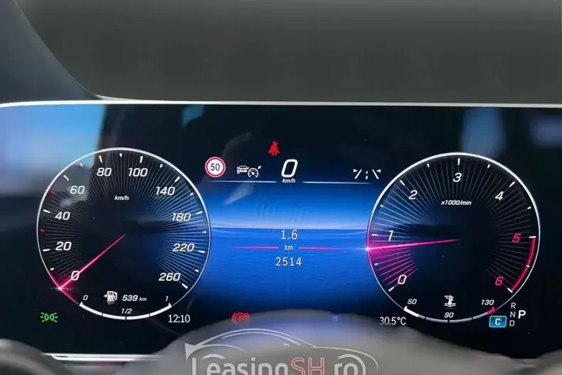 Mercedes-Benz 300 din 2025 cu 3.000 km - oferta MER100538 - foto 19