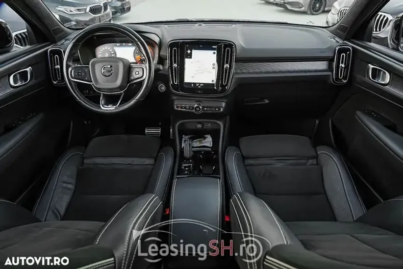 Volvo XC40 din 2020 cu 177.600 km - oferta VOL103236 - foto 3