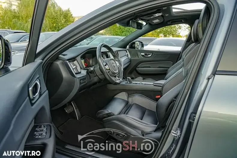 Volvo XC60 din 2020 cu 156.145 km - oferta VOL101794 - foto 26