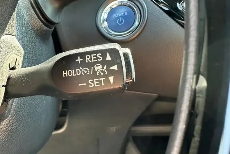 Toyota C-HR din 2022 cu 106.000 km - oferta TOY101308 - foto 34