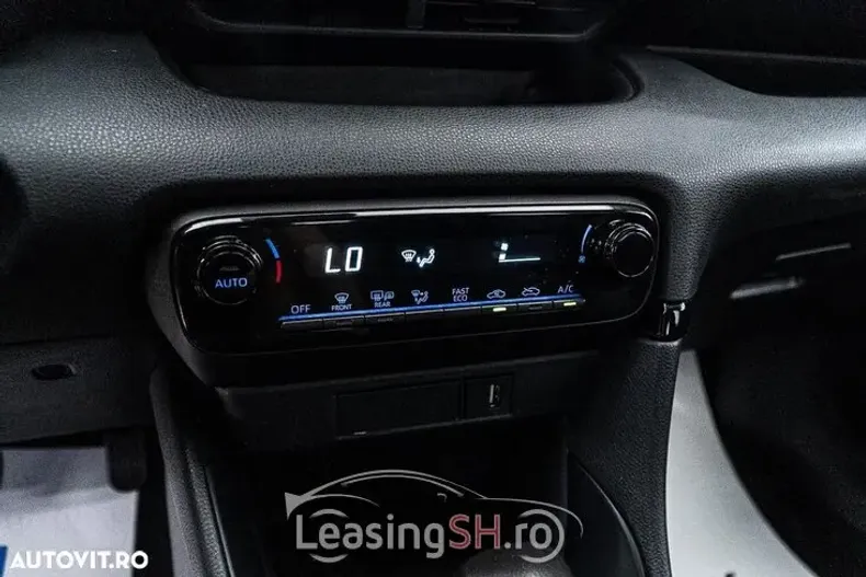 Toyota Yaris din 2021 cu 159.069 km - oferta TOY103056 - foto 15