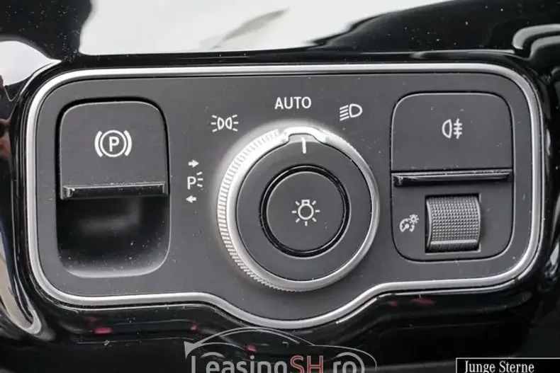 Mercedes-Benz 35 AMG din 2023 cu 37.176 km - oferta MER99531 - foto 4