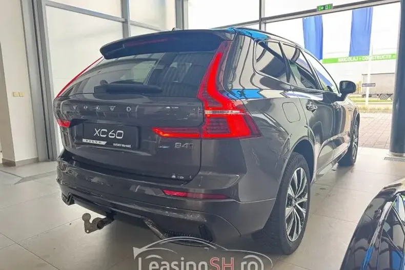 Volvo XC60 din 2023 cu 74.000 km - oferta VOL103145 - foto 2