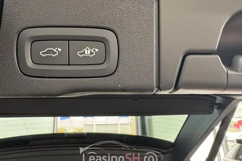 Volvo XC60 din 2023 cu 74.000 km - oferta VOL103145 - foto 18