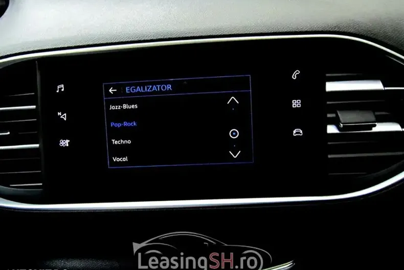 Peugeot 308 din 2020 cu 144.193 km - oferta PEU102072 - foto 15