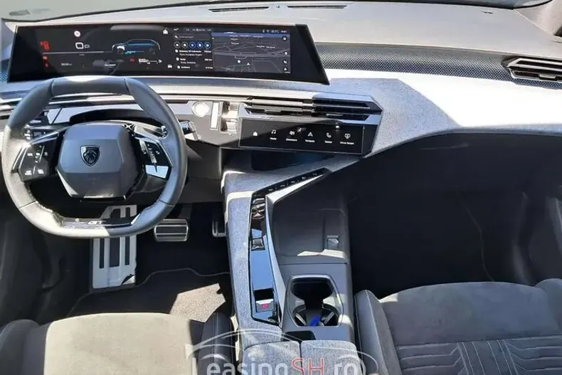 Peugeot 5008 din 2025 cu 11.000 km - oferta PEU100548 - foto 3