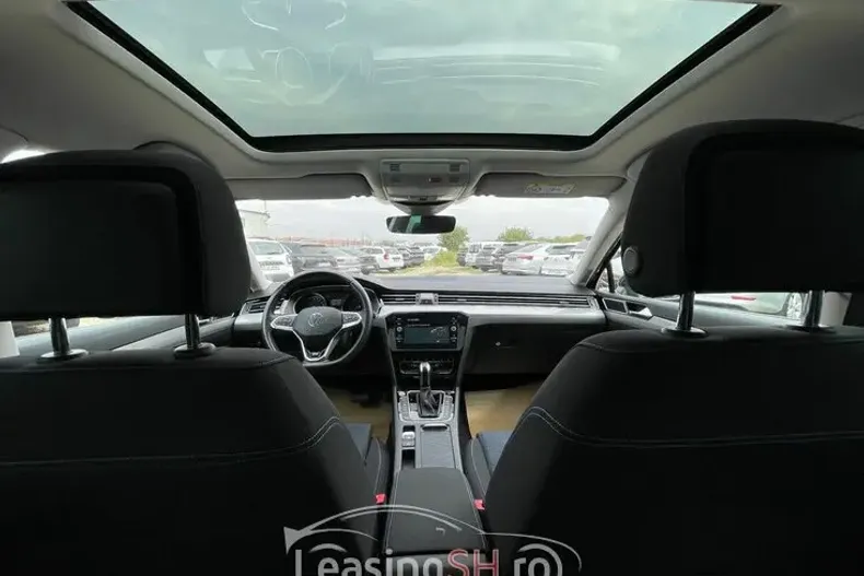 Volkswagen Passat din 2021 cu 71.438 km - oferta VOL102624 - foto 24