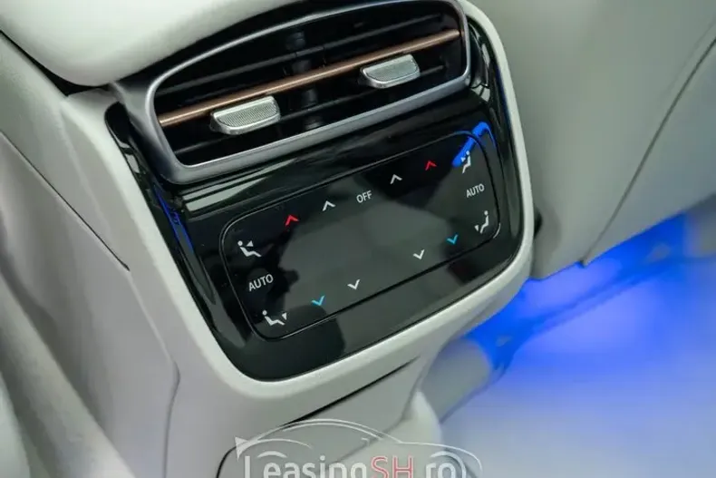 Mercedes-Benz EQS SUV din 2023 cu 9.000 km - oferta MER96363 - foto 6