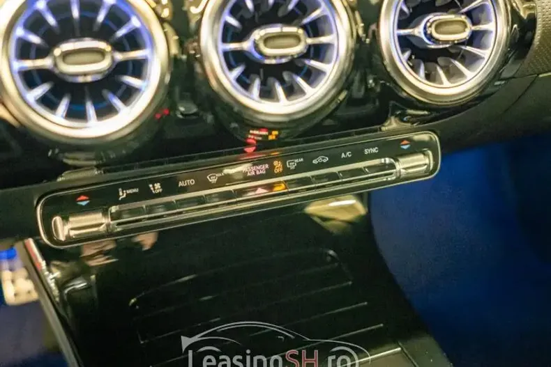 Mercedes-Benz 200 din 2023 cu 13.200 km - oferta MER99040 - foto 2