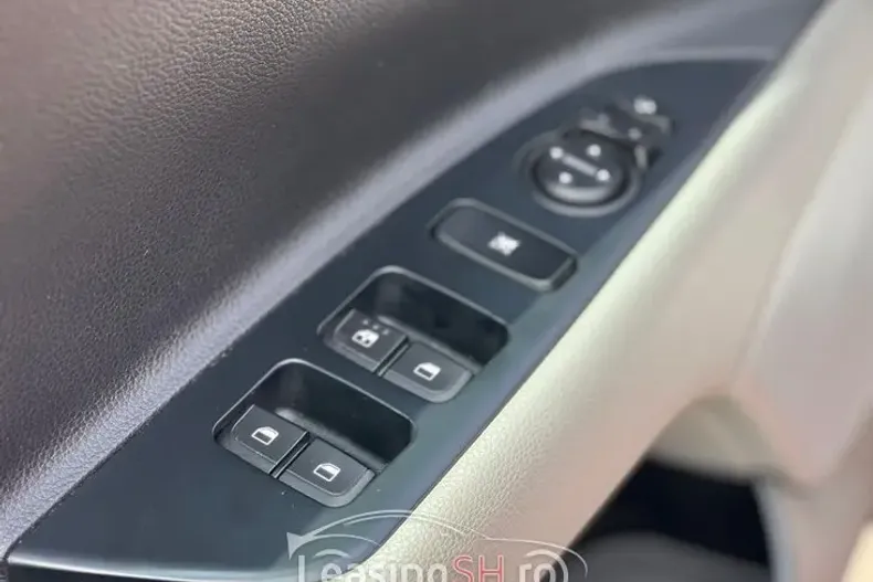 Kia Stonic din 2020 cu 49.895 km - oferta KIA102778 - foto 8