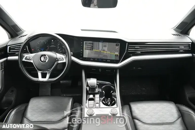 Volkswagen Touareg din 2020 cu 150.142 km - oferta VOL93022 - foto 3