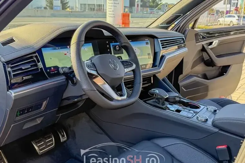 Volkswagen Touareg din 2025 cu 1 km - oferta VOL102399 - foto 35