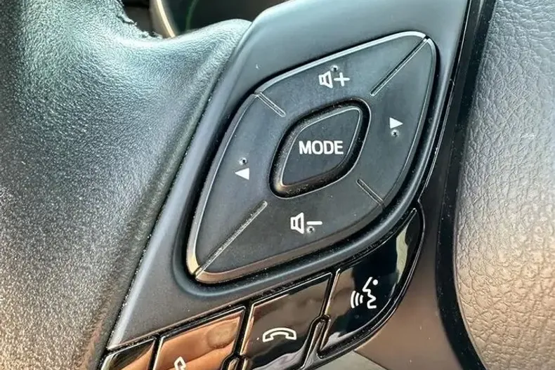 Toyota C-HR din 2022 cu 106.000 km - oferta TOY101308 - foto 31