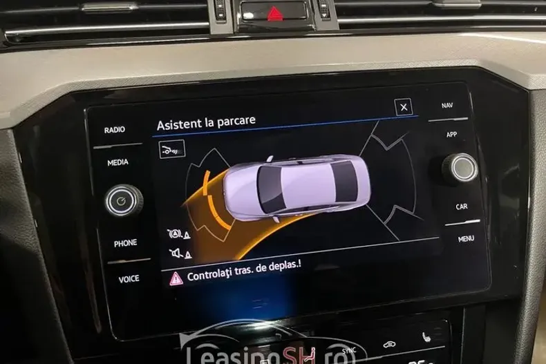 Volkswagen Passat din 2021 cu 71.438 km - oferta VOL102624 - foto 21