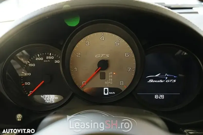 Porsche Boxster din 2020 cu 43.900 km - oferta POR102233 - foto 2