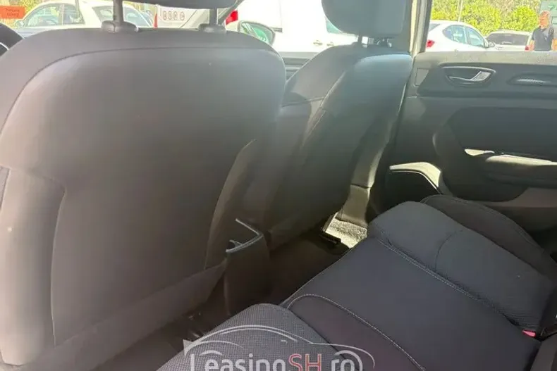 Renault Megane din 2021 cu 73.179 km - oferta REN100632 - foto 6