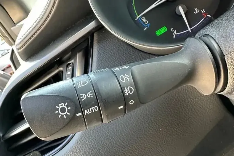 Toyota C-HR din 2022 cu 106.000 km - oferta TOY101308 - foto 30