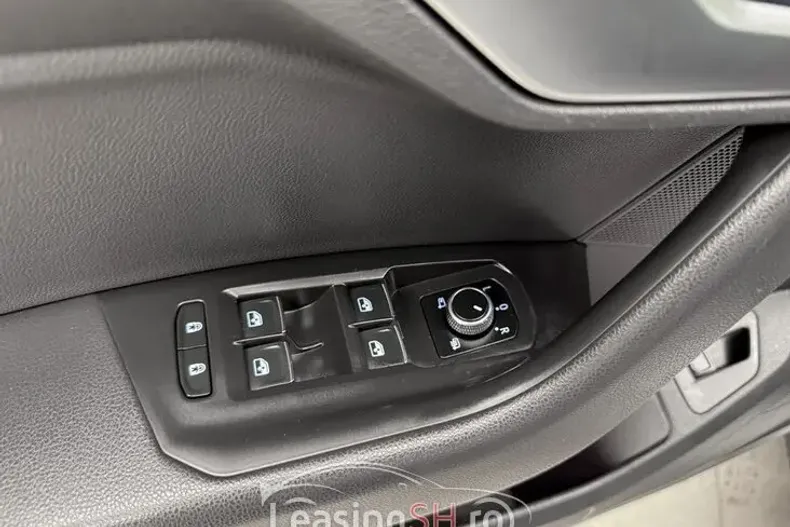 Volkswagen Touareg din 2019 cu 142.000 km - oferta VOL95356 - foto 32