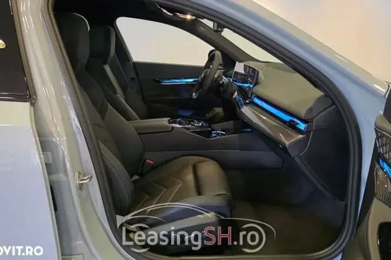 BMW 520d din 2025 cu 6.000 km - oferta BMW102906 - foto 9