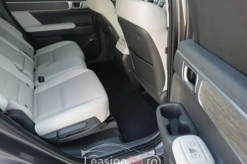 Hyundai SANTA FE din 2024 cu 22.908 km - oferta HYU102345 - foto 24