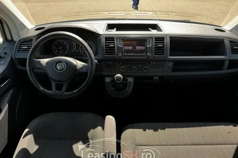 Volkswagen Caravelle din 2019 cu 102.606 km - oferta VOL102580 - foto 12