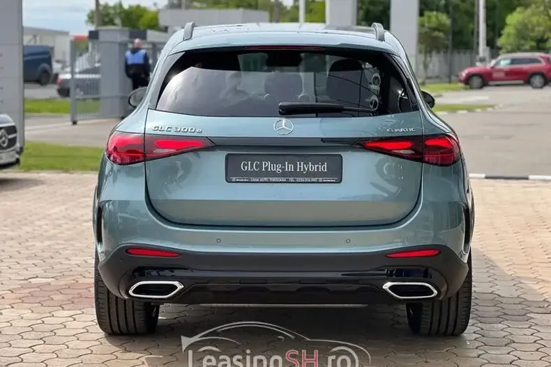 Mercedes-Benz GLC 300 din 2025 cu 4 km - oferta MER94303 - foto 2