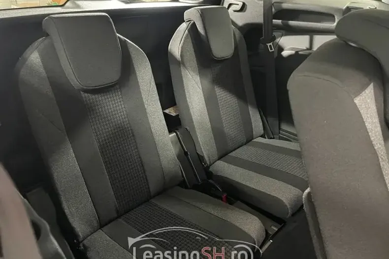 Peugeot 5008 din 2021 cu 136.162 km - oferta PEU101927 - foto 2