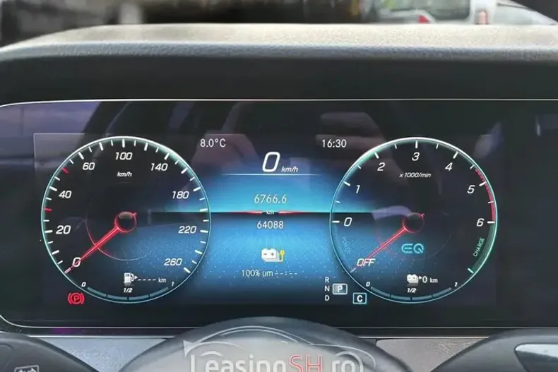 Mercedes-Benz 300e din 2021 cu 63.753 km - oferta MER99965 - foto 26