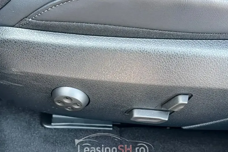 Mercedes-Benz 200 din 2023 cu 16.564 km - oferta MER97691 - foto 36