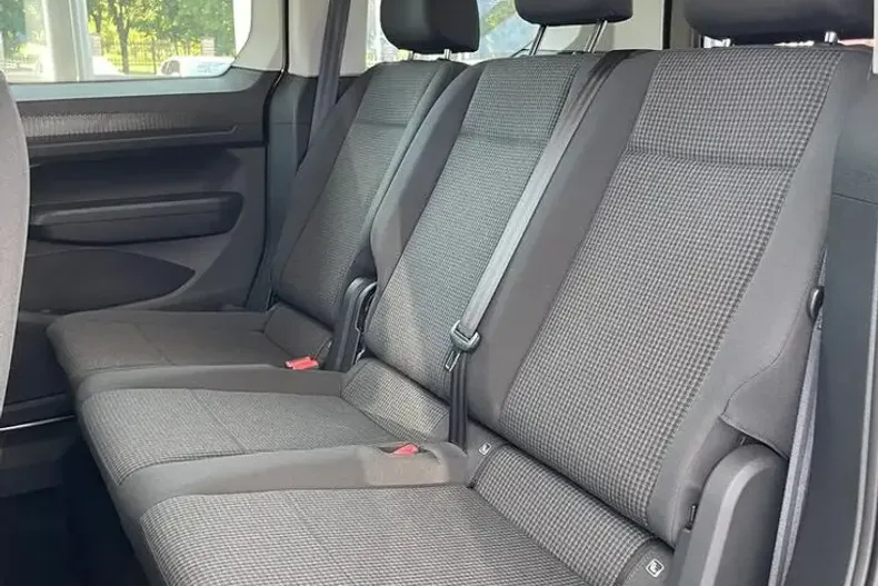 Volkswagen Caddy din 2025 cu 1 km - oferta VOL102400 - foto 12
