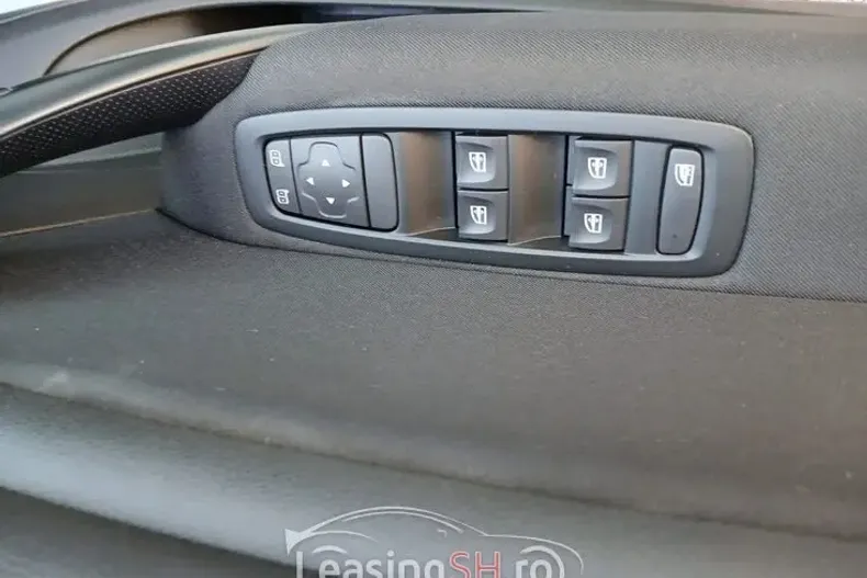 Renault Megane din 2021 cu 57.399 km - oferta REN103255 - foto 4