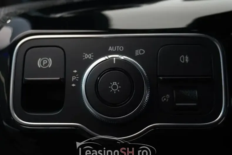 Mercedes-Benz 180 din 2020 cu 108.100 km - oferta MER94148 - foto 35