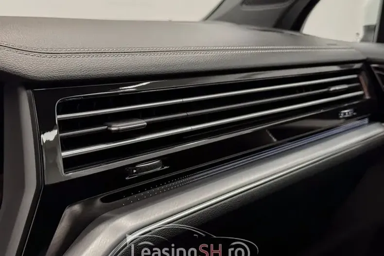 Volkswagen Touareg din 2019 cu 142.000 km - oferta VOL95356 - foto 37