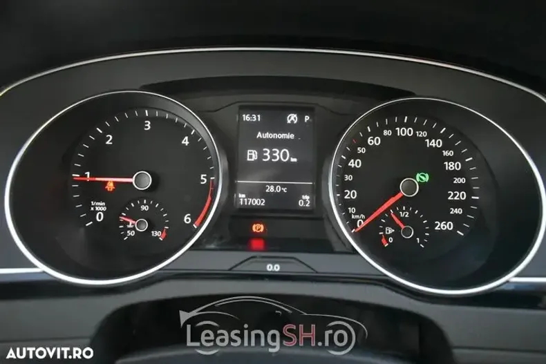 Volkswagen Passat din 2020 cu 117.002 km - oferta VOL103048 - foto 12
