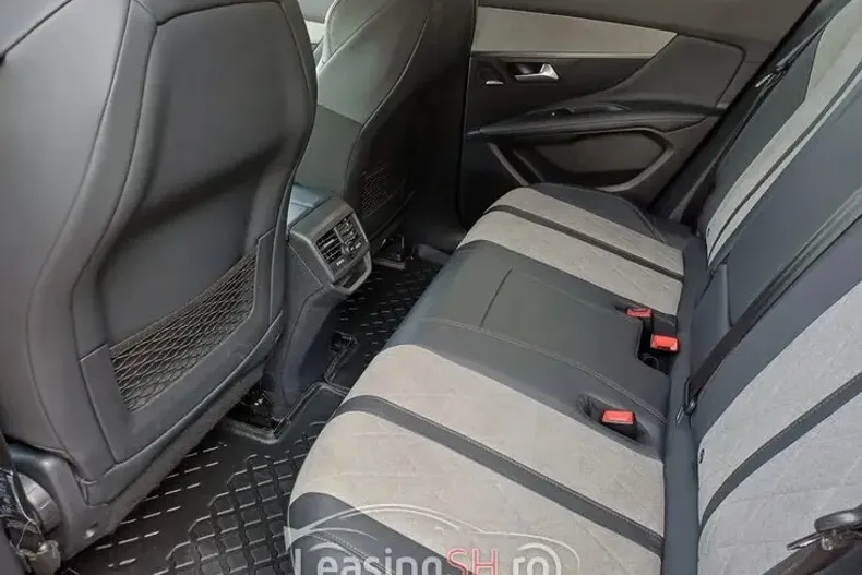 Peugeot 3008 din 2020 cu 44.155 km - oferta PEU102828 - foto 20