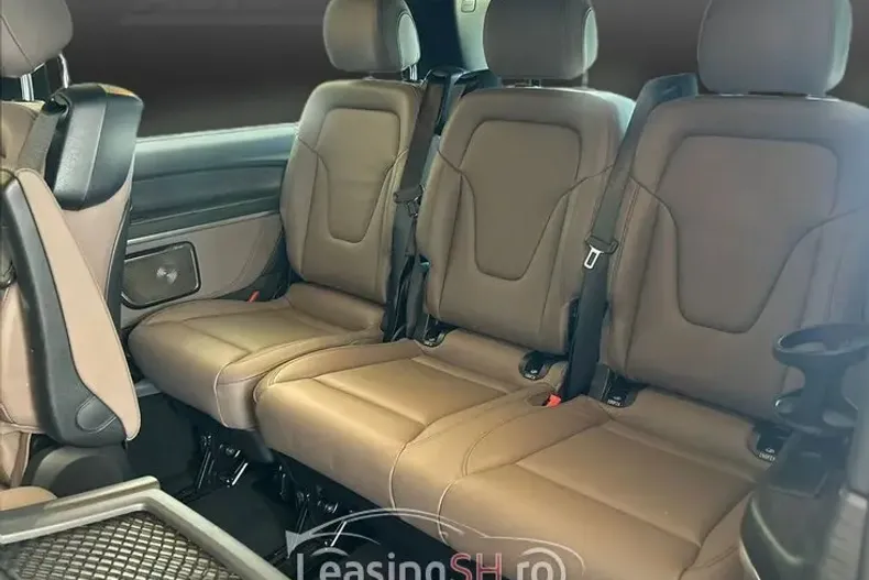 Mercedes-Benz 300 din 2025 cu 3.000 km - oferta MER100538 - foto 17