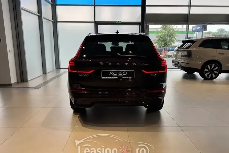 Volvo XC60 din 2025 cu 10 km - oferta VOL102727 - foto 8
