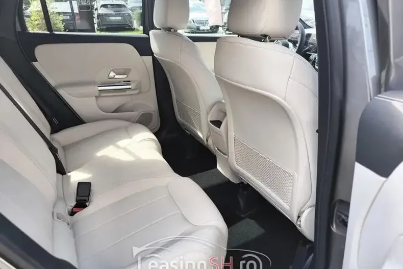 Mercedes-Benz 250 din 2025 cu 6.000 km - oferta MER102156 - foto 4